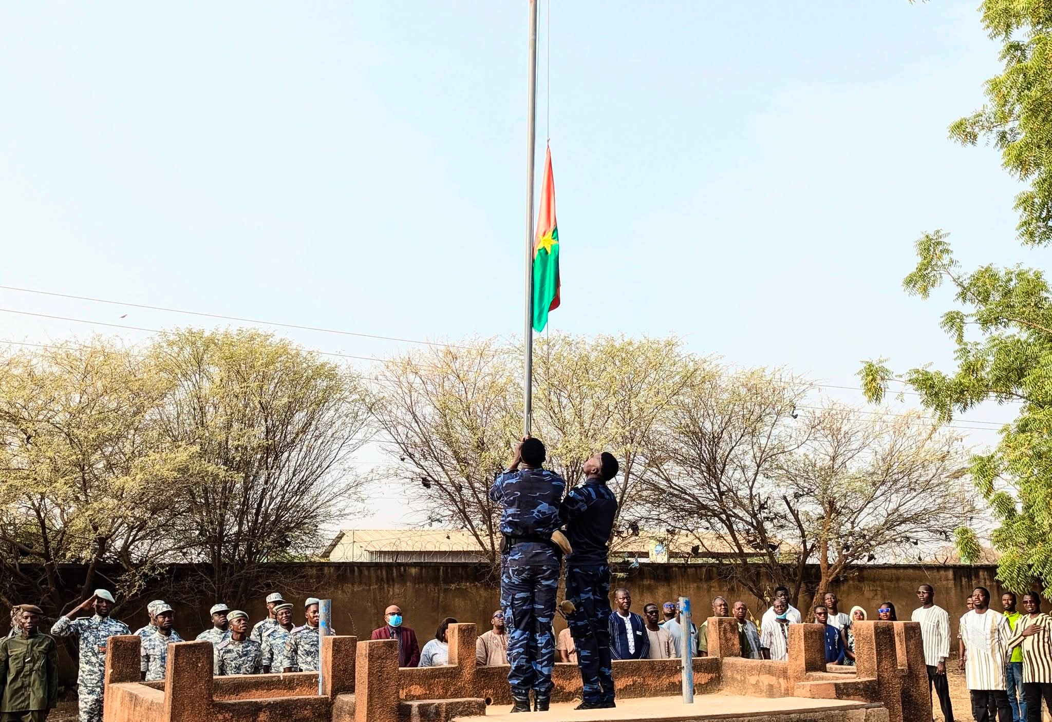 Kourittenga : autorités et forces vives mobilisées autour des symboles de la Nation